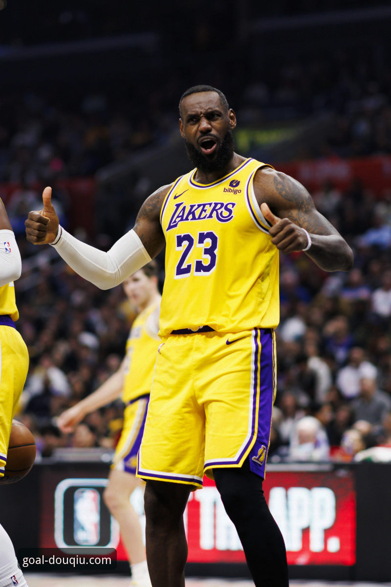 揭秘湖人137-130力克步行者：一场数据盛宴背后的战术革新与平台观赛新体验